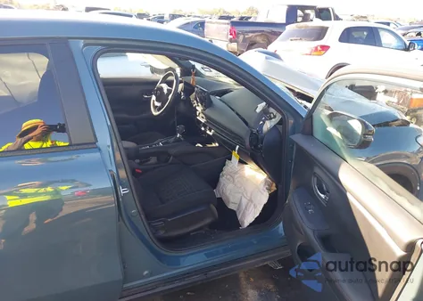 2024 Honda Hr-V 2Wd Sport/2Wd Sport W/O Bsi z USA, uszkodzony, nr VIN 3CZRZ1H51RM753480